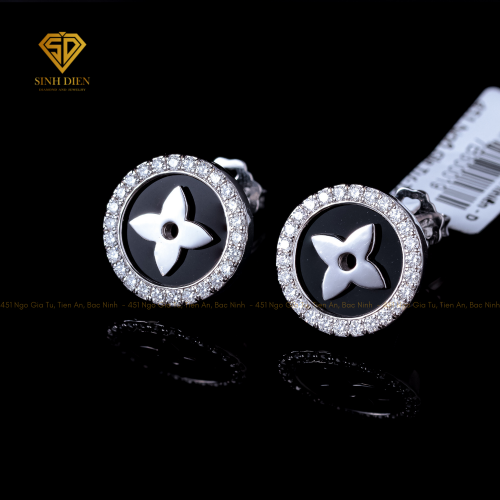 BÔNG TAI KIM CƯƠNG MONOGRAM STAR BUTTON