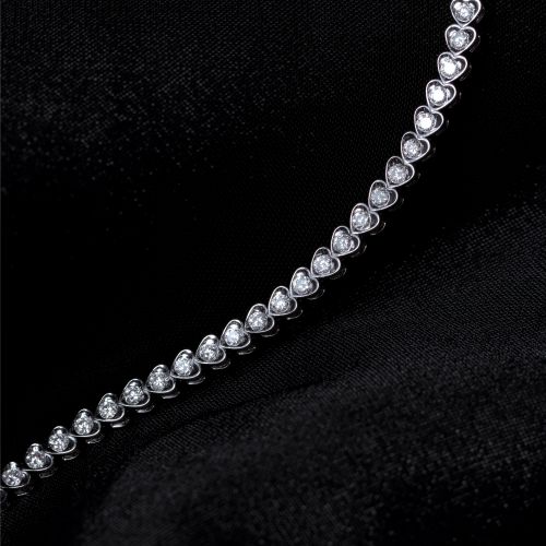 LẮC TAY KIM CƯƠNG THIÊN NHIÊN HEART BEZEL