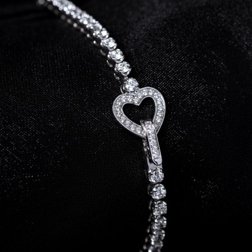 VÒNG TAY KIM CƯƠNG THIÊN NHIÊN LOCKED HEART