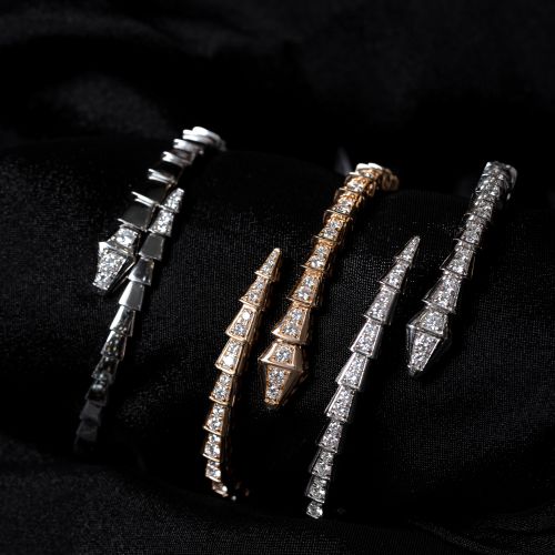 VÒNG TAY KIM CƯƠNG THIÊN NHIÊN RẮN SERPENTI