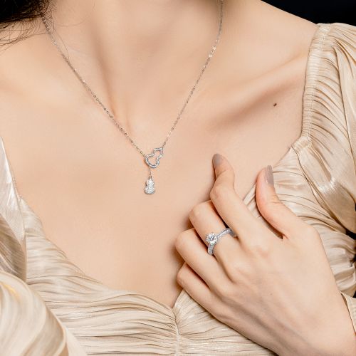 DÂY CHUYỀN MẶT KIM CƯƠNG THIÊN NHIÊN GOOD FORTUNE 